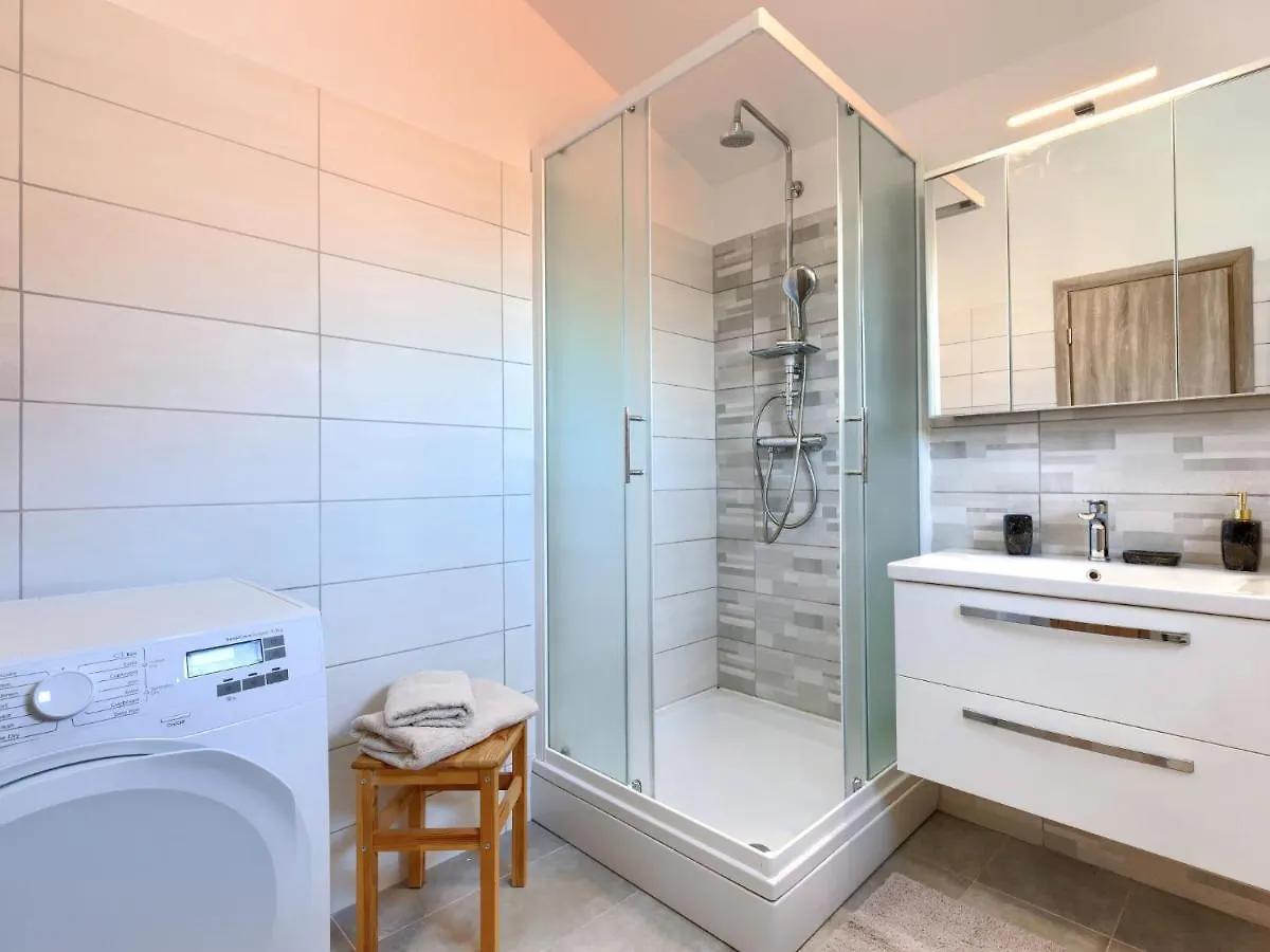 Holiday Home Danijela By Interhome Ližnjan 0*,